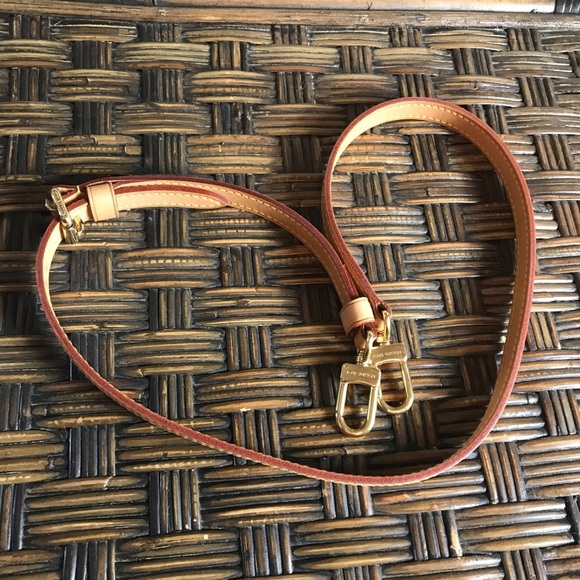 Authentic Louis Vuitton Monogram Estrela Crossbody Shoulder Handbag - Picture 13 of 17